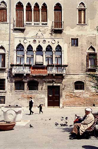 Italy - Venice Photos - Palazzo and Place
