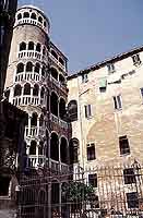 Venice photos - Palazzo Contarini del Bovolo