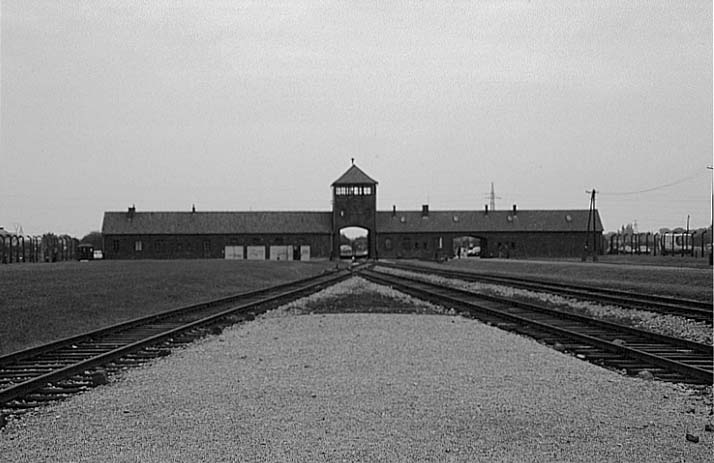 Poland photos - Auschwitz I I Birkenau - Main Gate - b&w