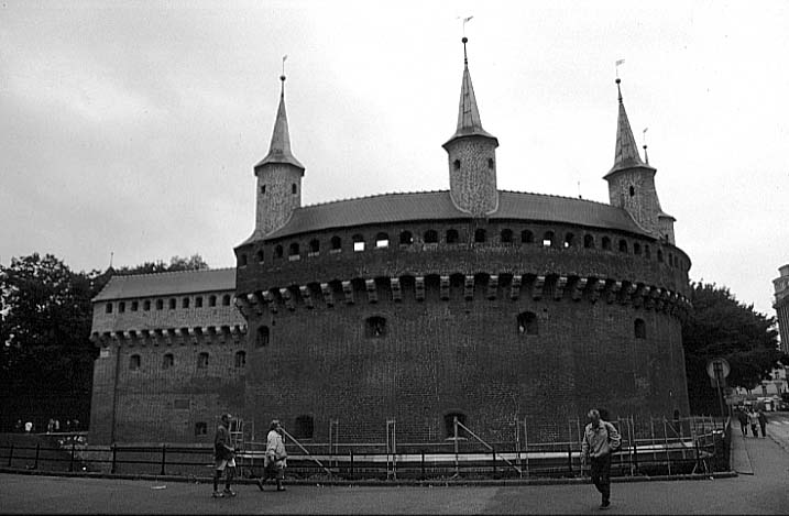 Poland photos - Krakow - Barbacane - b&w