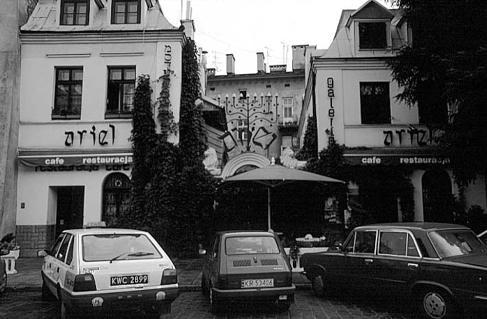 Poland photos - Krakow - Kazimierz - Ariel - b&w