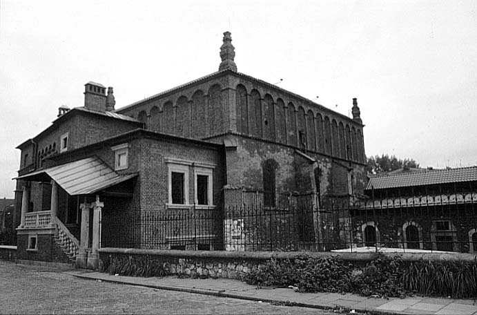 Poland photos - Krakow - Kazimierz - Old Synagogue - b&w