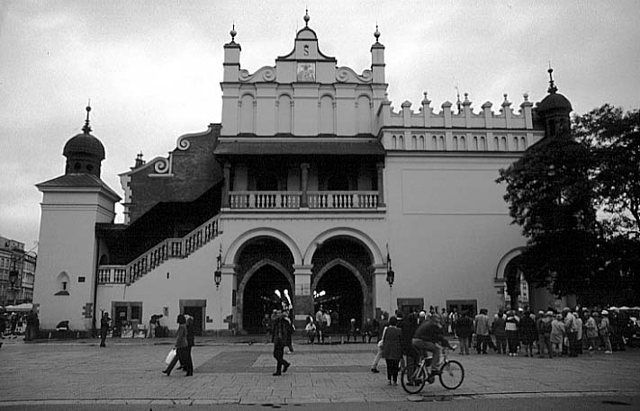 Poland photos - Krakow - Old Town - Rynek - b&w