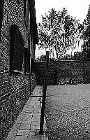 Auschwitz I Main Camp photos - Execution Courtyard - Punishment Stakes